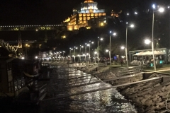 Leonie Porto by night